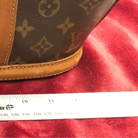 TOTE - Louis Vuitton Babylone-PRICE DROP - Picture 9 of 16